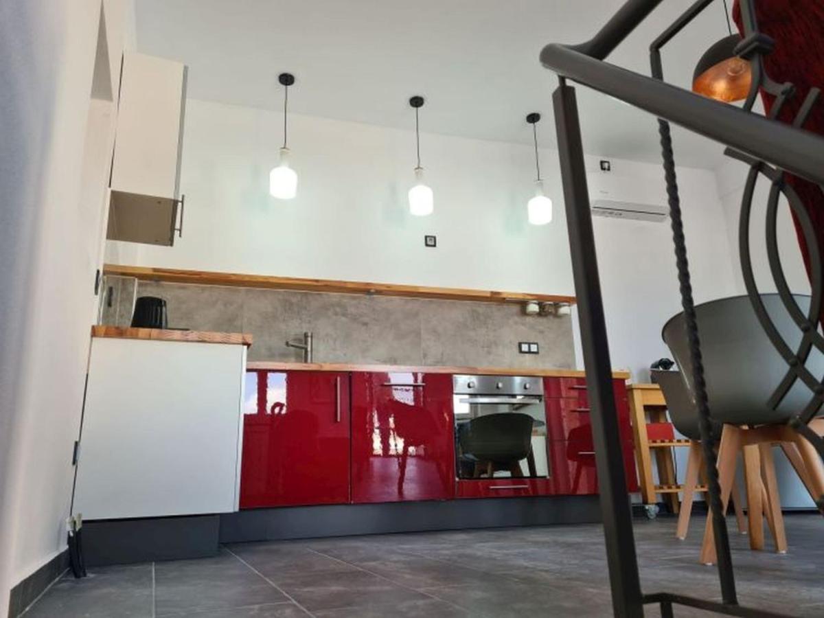شقة Gythio Townhouse المظهر الخارجي الصورة