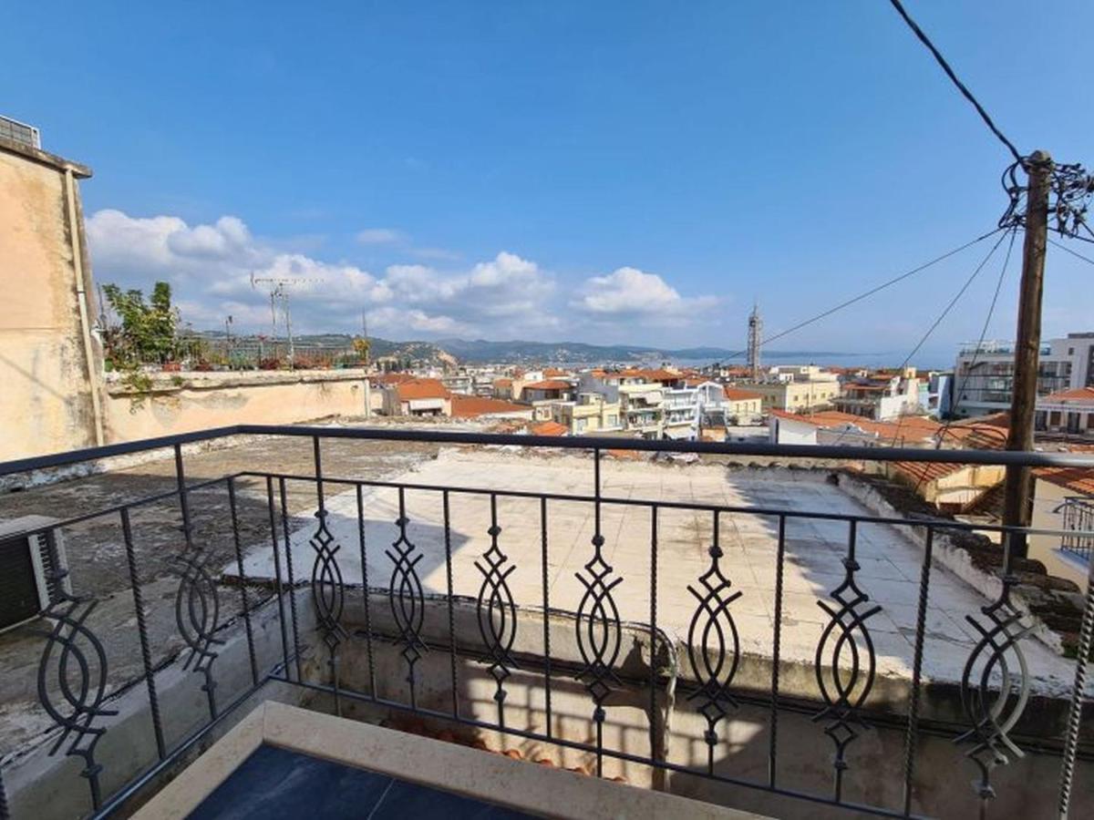 شقة Gythio Townhouse المظهر الخارجي الصورة