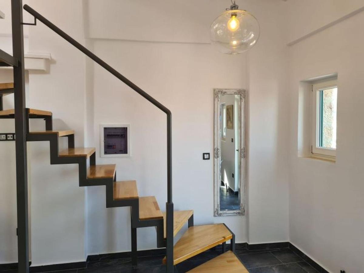 شقة Gythio Townhouse المظهر الخارجي الصورة