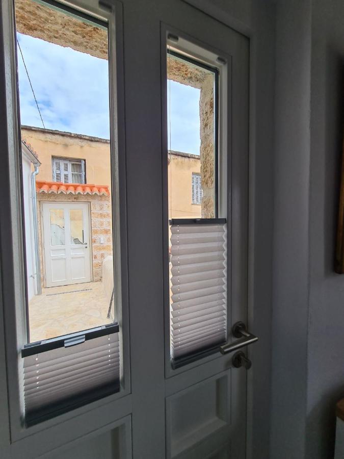 شقة Gythio Townhouse المظهر الخارجي الصورة